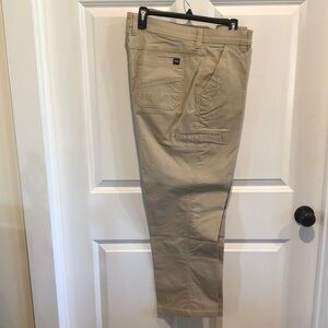 Field & Stream Men's Khaki Cargo Pants